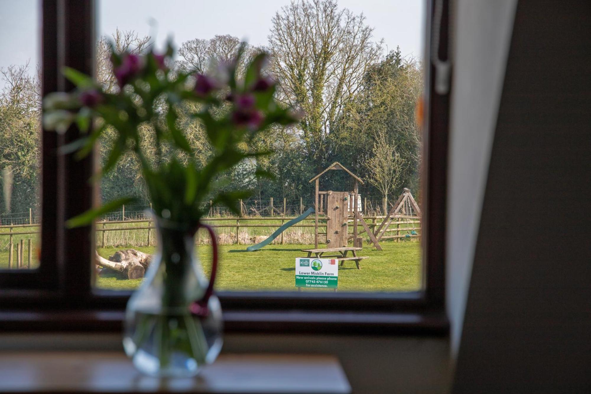 Charlie'S Cottage With Alpacas And 7Mins Drive To Alton Towers Denstone Εξωτερικό φωτογραφία