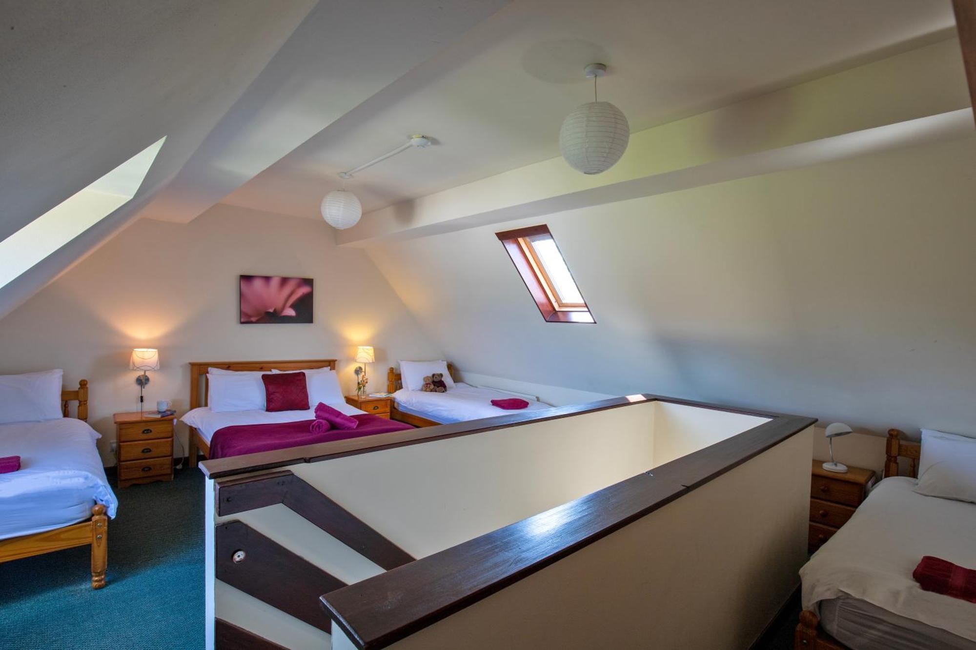 Charlie'S Cottage With Alpacas And 7Mins Drive To Alton Towers Denstone Εξωτερικό φωτογραφία